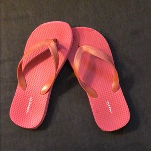 Boys flip flops